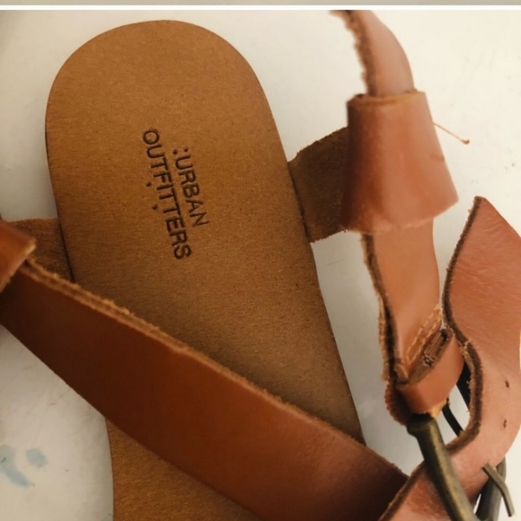 Urban Outfitters brown sandals - Picture 4 of 6